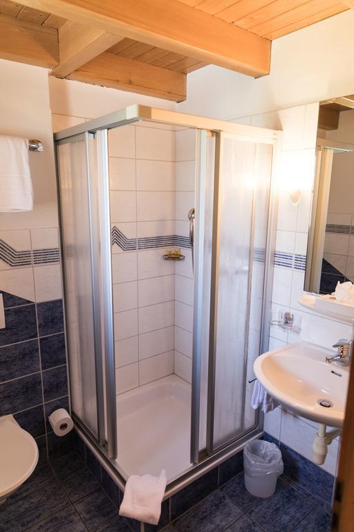 Schnider Bed&Breakfast Und Cafe Vals Εξωτερικό φωτογραφία